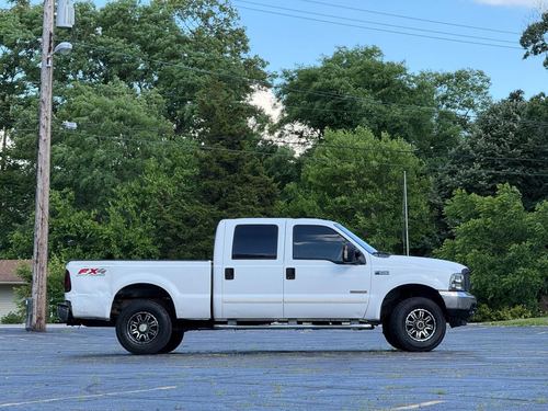 2003 Ford F-250 — photo 9