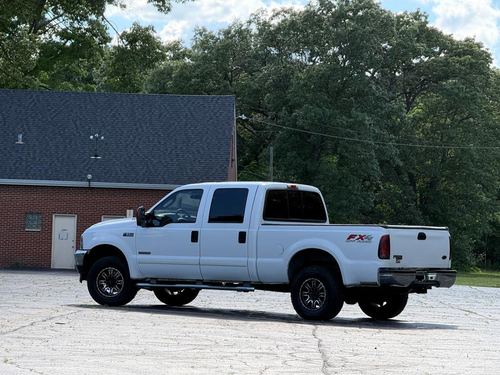2003 Ford F-250 — photo 13