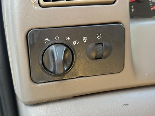 2003 Ford F-250 — photo 24