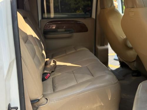 2003 Ford F-250 — photo 26