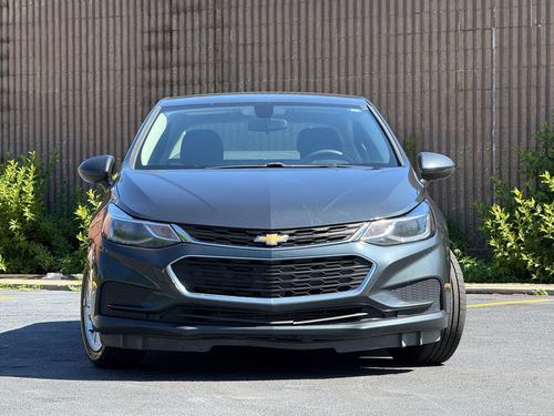 2017 Chevrolet Cruze — photo 4