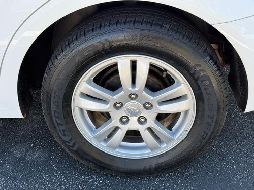 2012 Chevrolet Sonic — photo 24