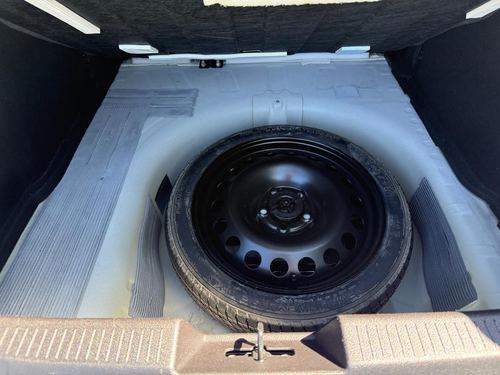 2012 Chevrolet Sonic — photo 27