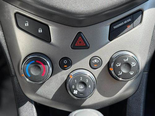 2012 Chevrolet Sonic — photo 29