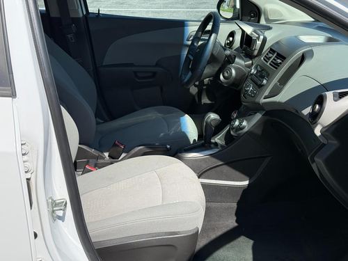2012 Chevrolet Sonic — photo 30
