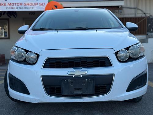 2016 Chevrolet Sonic LS — photo 3