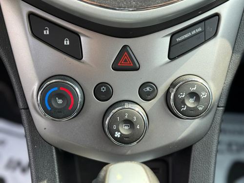2017 Chevrolet Sonic — photo 26