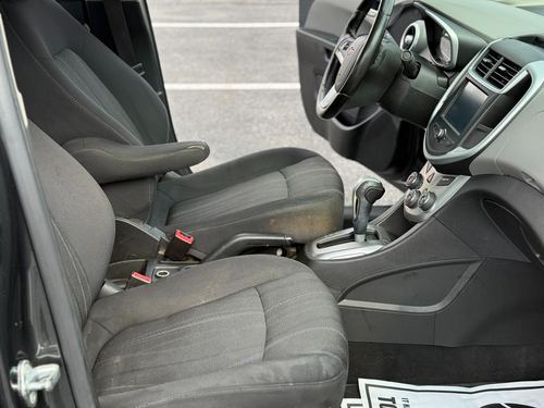 2017 Chevrolet Sonic — photo 34