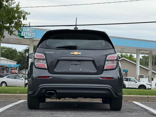 2020 Chevrolet Sonic — photo 4