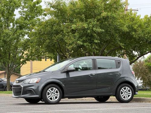 2020 Chevrolet Sonic — photo 6