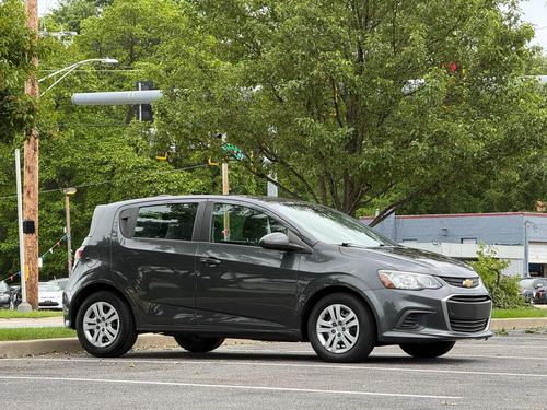 2020 Chevrolet Sonic — photo 8