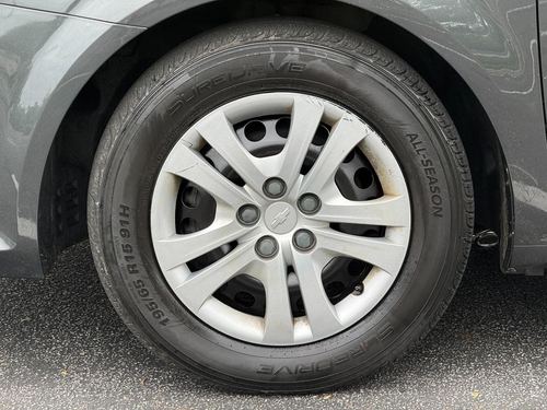 2020 Chevrolet Sonic — photo 17