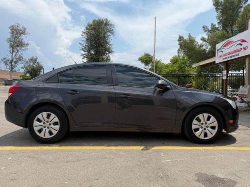 2014 Chevrolet Cruze 1LS — photo 5