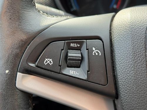 2014 Chevrolet Cruze — photo 40