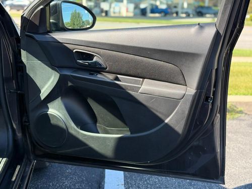 2014 Chevrolet Cruze — photo 27