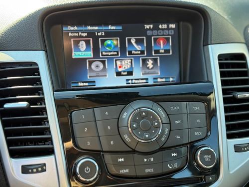 2014 Chevrolet Cruze — photo 30