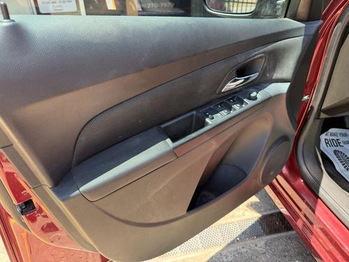 2016 Chevrolet Cruze Limited — photo 16