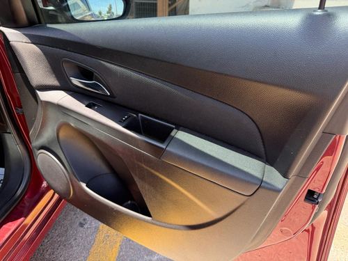 2016 Chevrolet Cruze Limited — photo 24