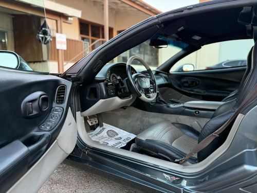 2003 Chevrolet Corvette — photo 15
