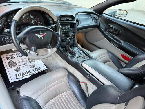 2003 Chevrolet Corvette — photo 11
