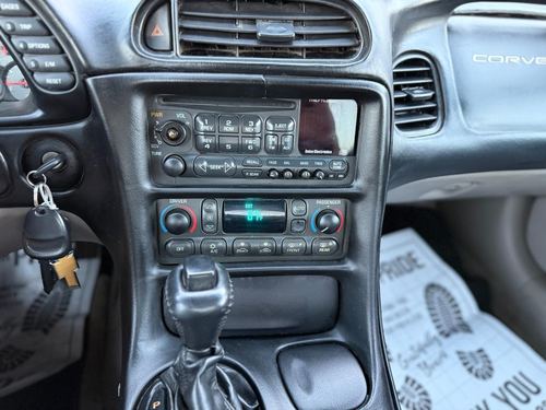 2003 Chevrolet Corvette — photo 18