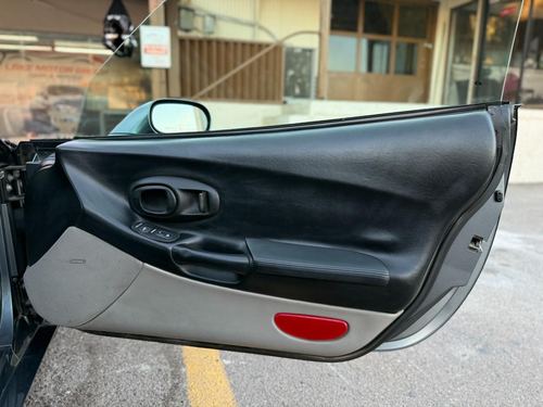 2003 Chevrolet Corvette — photo 21