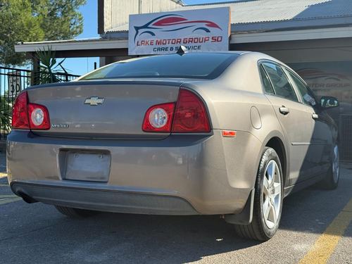 2012 Chevrolet Malibu — photo 9