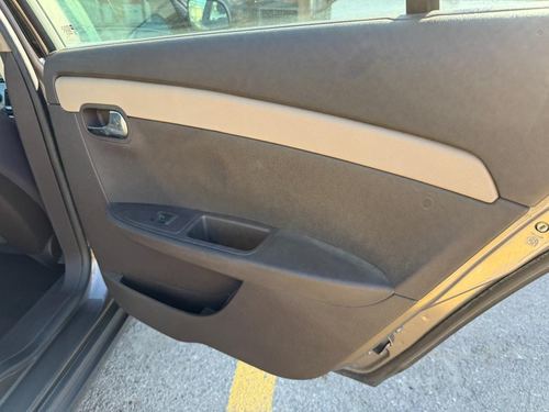 2012 Chevrolet Malibu — photo 28