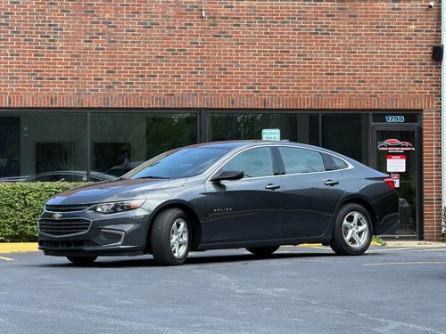 2017 Chevrolet Malibu — photo 6