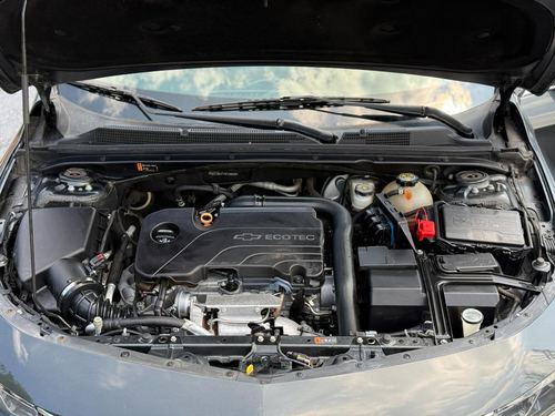 2017 Chevrolet Malibu — photo 34