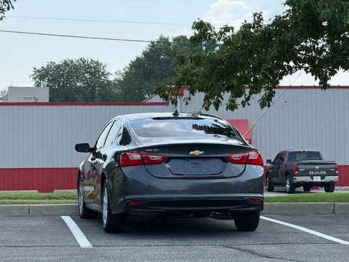 2018 Chevrolet Malibu — photo 7