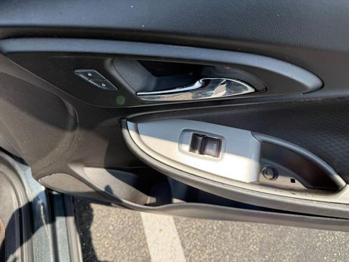 2018 Chevrolet Malibu — photo 17