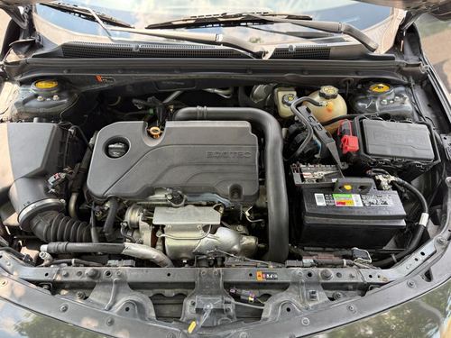 2018 Chevrolet Malibu — photo 27