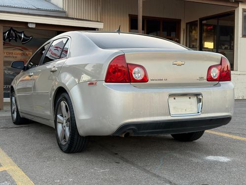 2011 Chevrolet Malibu 1LT — photo 11