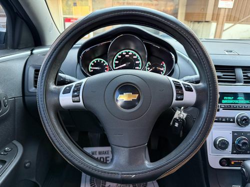 2011 Chevrolet Malibu 1LT — photo 13