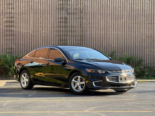 2017 Chevrolet Malibu — photo 6