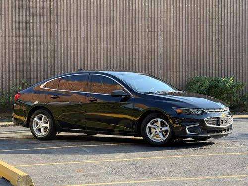 2017 Chevrolet Malibu — photo 7
