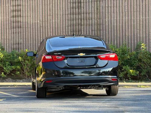 2017 Chevrolet Malibu — photo 13