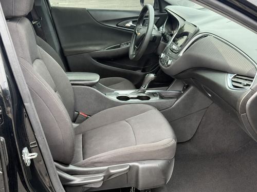 2020 Chevrolet Malibu — photo 31