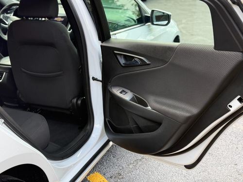 2021 Chevrolet Malibu LT (1LT) — photo 4