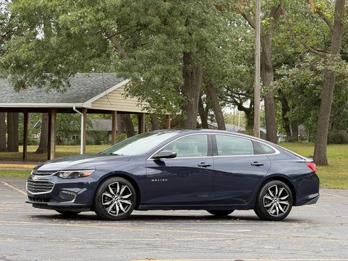 2016 Chevrolet Malibu — photo 3