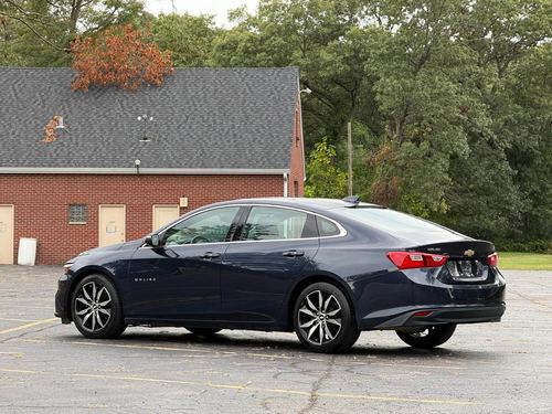 2016 Chevrolet Malibu — photo 5