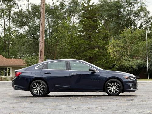 2016 Chevrolet Malibu — photo 10