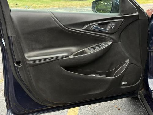 2016 Chevrolet Malibu — photo 19