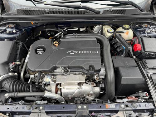 2016 Chevrolet Malibu — photo 25