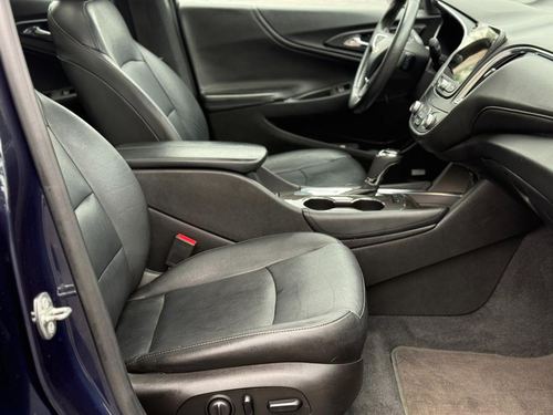 2016 Chevrolet Malibu — photo 41
