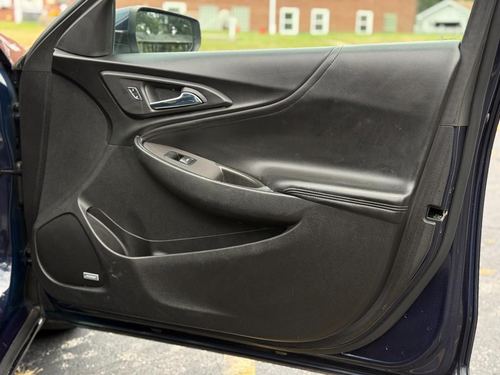 2016 Chevrolet Malibu — photo 42