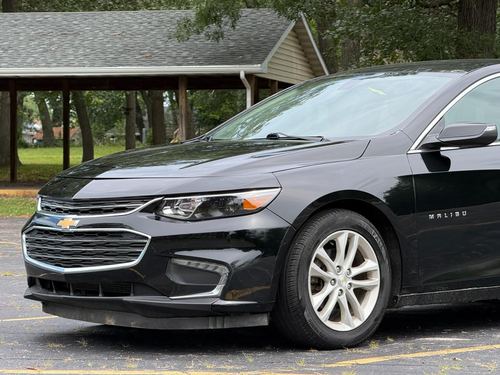 2017 Chevrolet Malibu — photo 5