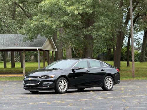2017 Chevrolet Malibu — photo 6