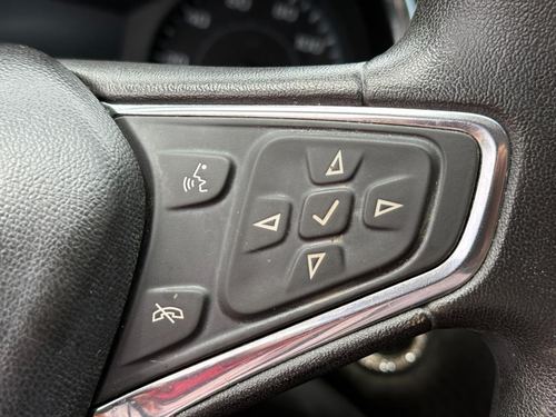 2017 Chevrolet Malibu — photo 20